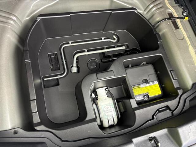 アクア Ｓスタイルブラック　保証書／純正　９インチ　ＳＤナビ／衝突安全装置／車線逸脱防止支援システム／ヘッドランプ　ＬＥＤ／Ｂｌｕｅｔｏｏｔｈ接続／ＨＤＭＩ接続／ＥＴＣ／ＥＢＤ付ＡＢＳ／横滑り防止装置／アイドリングストップ（25枚目）