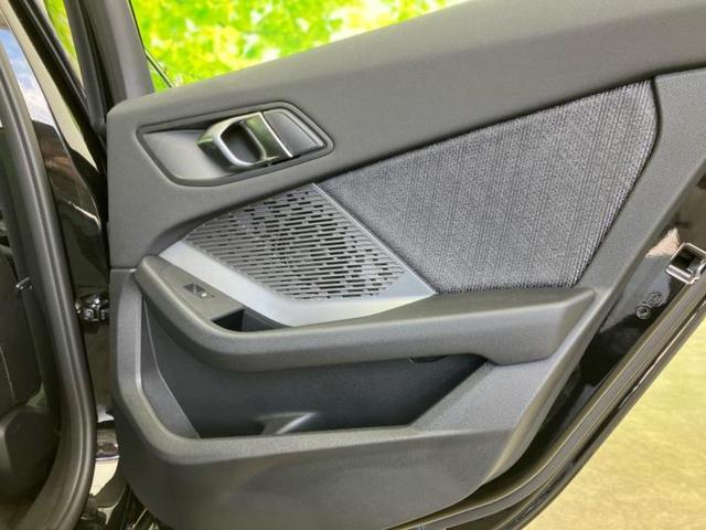 1シリーズ 120 純正 ナビ/衝突安全装置/全方位モニター/車線逸脱防止支援システム/ヘッドランプ LED/USBジャック/ETC/EBD付ABS/横滑り防止装置/アイドリングストップ/クルーズコントロール 電動シート(5枚目)