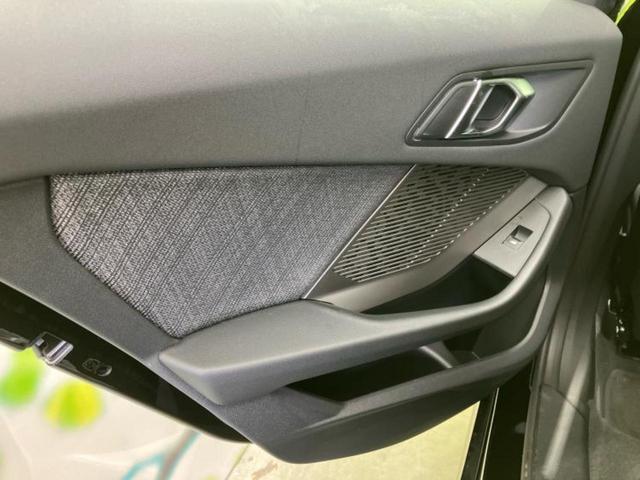 1シリーズ 120 純正 ナビ/衝突安全装置/全方位モニター/車線逸脱防止支援システム/ヘッドランプ LED/USBジャック/ETC/EBD付ABS/横滑り防止装置/アイドリングストップ/クルーズコントロール 電動シート(7枚目)