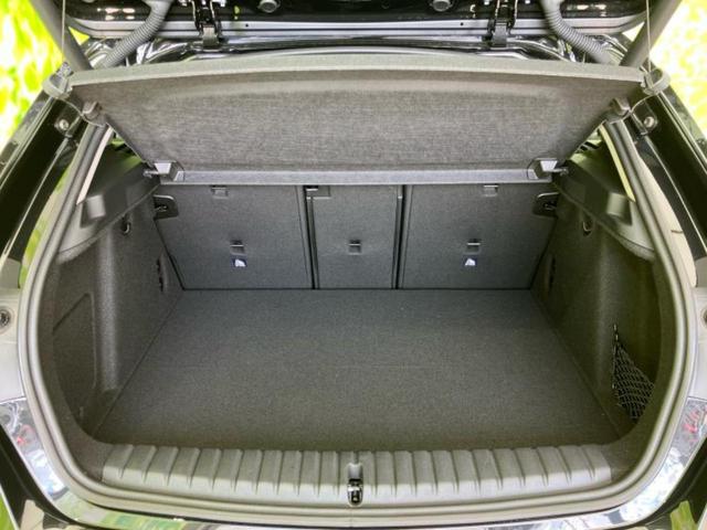 1シリーズ 120 純正 ナビ/衝突安全装置/全方位モニター/車線逸脱防止支援システム/ヘッドランプ LED/USBジャック/ETC/EBD付ABS/横滑り防止装置/アイドリングストップ/クルーズコントロール 電動シート(8枚目)