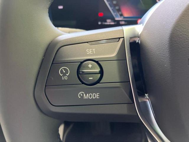 1シリーズ 120 純正 ナビ/衝突安全装置/全方位モニター/車線逸脱防止支援システム/ヘッドランプ LED/USBジャック/ETC/EBD付ABS/横滑り防止装置/アイドリングストップ/クルーズコントロール 電動シート(16枚目)