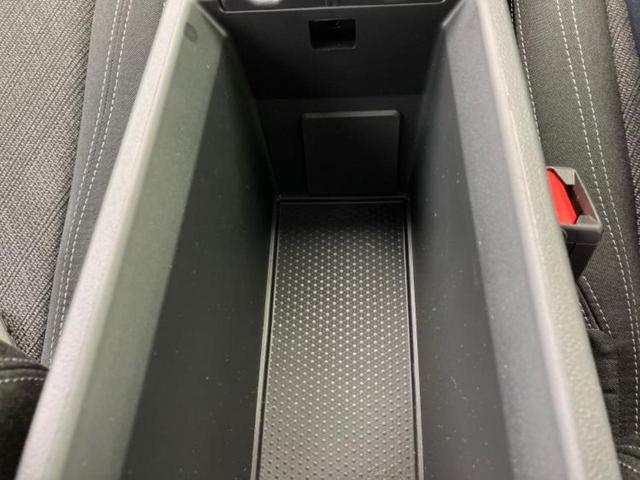 1シリーズ 120 純正 ナビ/衝突安全装置/全方位モニター/車線逸脱防止支援システム/ヘッドランプ LED/USBジャック/ETC/EBD付ABS/横滑り防止装置/アイドリングストップ/クルーズコントロール 電動シート(31枚目)