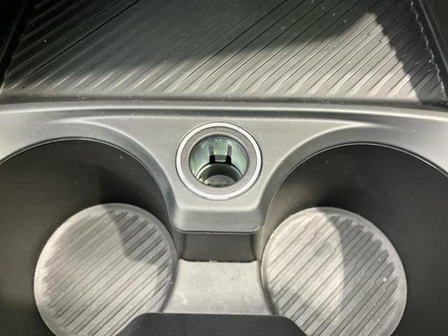 1シリーズ 120 純正 ナビ/衝突安全装置/全方位モニター/車線逸脱防止支援システム/ヘッドランプ LED/USBジャック/ETC/EBD付ABS/横滑り防止装置/アイドリングストップ/クルーズコントロール 電動シート(35枚目)