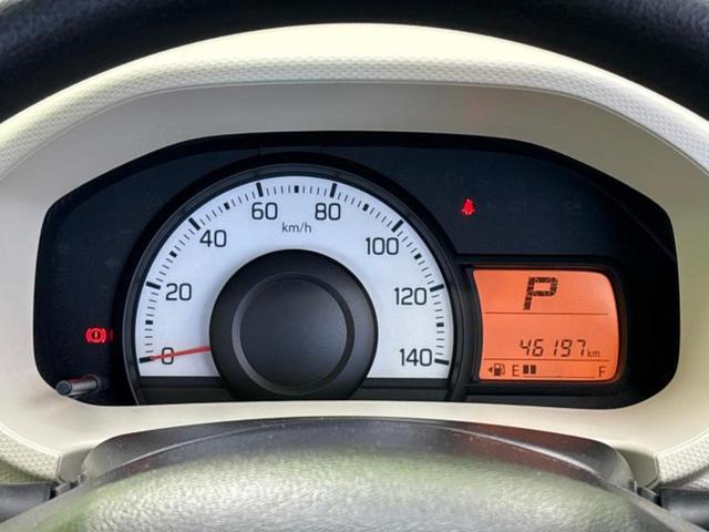 アルト F EBD付ABS/横滑り防止装置/エアバッグ 運転席/エアバッグ 助手席/パワーウインドウ/キーレス/パワーステアリング/マニュアルエアコン/取扱説明書/ユーザー買取車/セキュリティアラーム(10枚目)