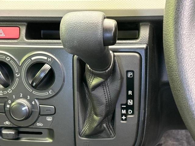 アルト F EBD付ABS/横滑り防止装置/エアバッグ 運転席/エアバッグ 助手席/パワーウインドウ/キーレス/パワーステアリング/マニュアルエアコン/取扱説明書/ユーザー買取車/セキュリティアラーム(14枚目)