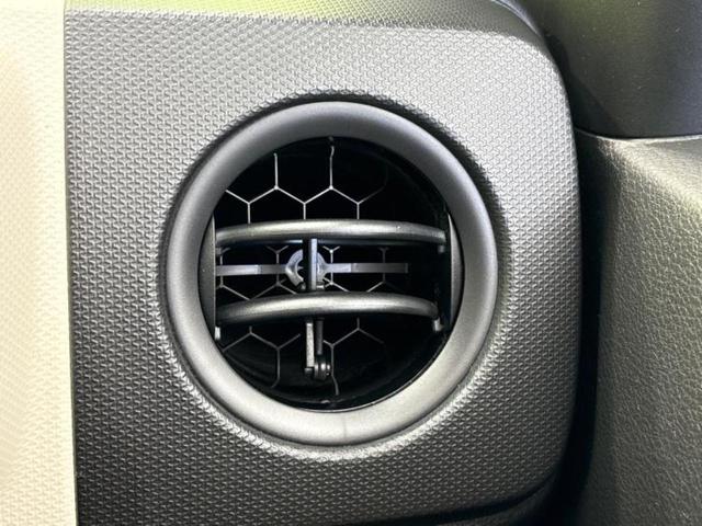 アルト F EBD付ABS/横滑り防止装置/エアバッグ 運転席/エアバッグ 助手席/パワーウインドウ/キーレス/パワーステアリング/マニュアルエアコン/取扱説明書/ユーザー買取車/セキュリティアラーム(31枚目)