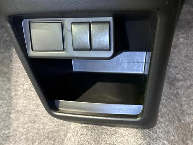 アルト F EBD付ABS/横滑り防止装置/エアバッグ 運転席/エアバッグ 助手席/パワーウインドウ/キーレス/パワーステアリング/マニュアルエアコン/取扱説明書/ユーザー買取車/セキュリティアラーム(33枚目)
