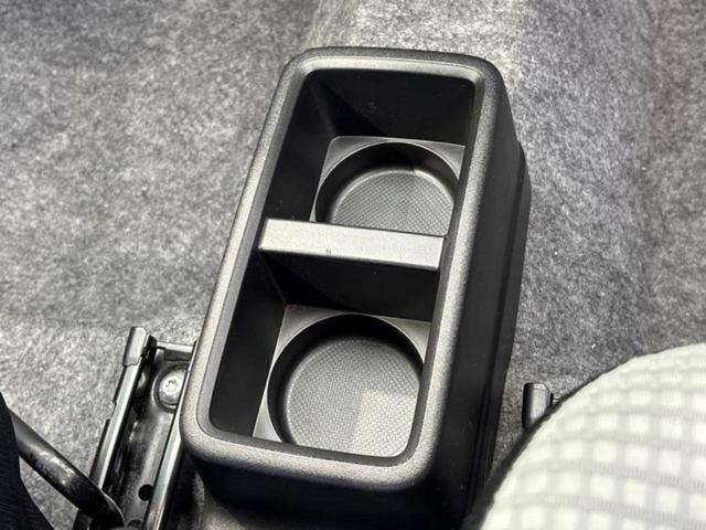 アルト F EBD付ABS/横滑り防止装置/エアバッグ 運転席/エアバッグ 助手席/パワーウインドウ/キーレス/パワーステアリング/マニュアルエアコン/取扱説明書/ユーザー買取車/セキュリティアラーム(34枚目)