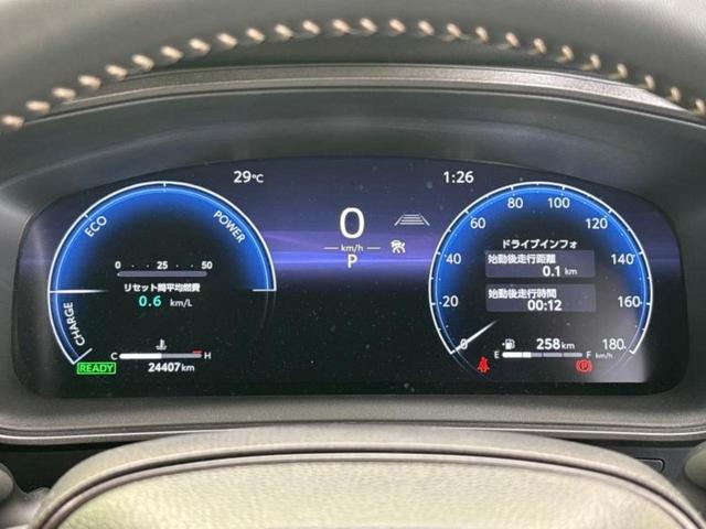 カローラツーリング ハイブリッドダブルバイビー　ディスプレイオーディオ＋ナビ１０インチ／トヨタセーフティセンス／シートヒーター　前席／車線逸脱防止支援システム／ドライブレコーダー　純正／ヘッドランプ　ＬＥＤ／Ｂｌｕｅｔｏｏｔｈ接続　バックカメラ（13枚目）