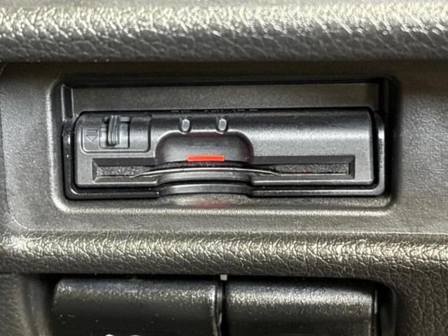 エクストレイル ２０Ｘ　純正　ＳＤナビ／インテリジェントルームミラー／エマージェンシーブレーキ／アラウンドビューモニター／車線逸脱防止支援システム／シート　撥水加工／パーキングアシスト　バックガイド／電動バックドア　ドラレコ（18枚目）