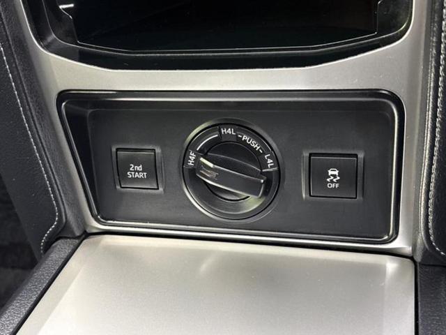 ランドクルーザープラド 4WD TX Lパッケージマットブラックエディション 新品タイヤ/サンルーフ/保証書/純正 9インチ SDナビ/衝突安全装置/シートヒーター/マルチテレインモニター/車線逸脱防止支援システム/シート フルレザー/ドライブレコーダー 純正 革シート 4WD(42枚目)