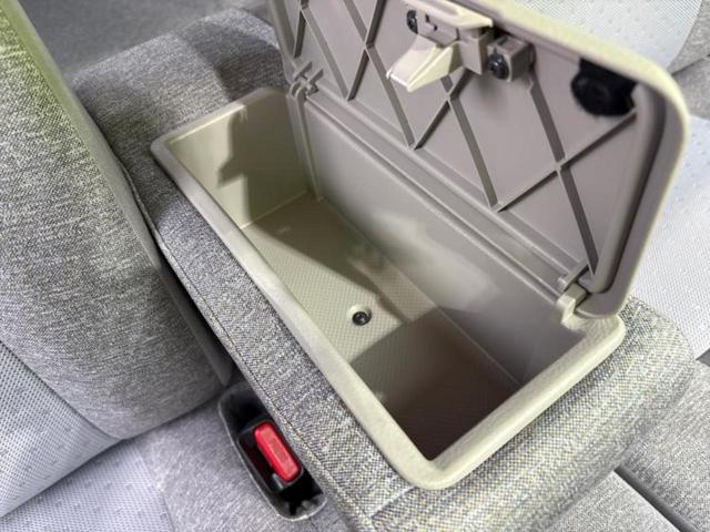 パッソ X Lパッケージ・S 保証書/純正 SDナビ/衝突安全装置/車線逸脱防止支援システム/ヘッドランプ LED/EBD付ABS/横滑り防止装置/アイドリングストップ/ワンセグTV/エアバッグ 運転席/エアバッグ 助手席(31枚目)