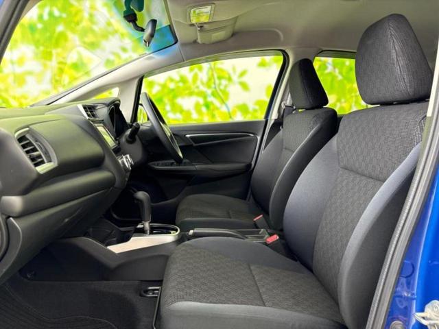 フィット １３Ｇ・Ｆパッケージ　保証書／純正　ＳＤナビ／Ｂｌｕｅｔｏｏｔｈ接続／ＥＢＤ付ＡＢＳ／横滑り防止装置／アイドリングストップ／ワンセグＴＶ／ＤＶＤ／エアバッグ　運転席／エアバッグ　助手席／衝突安全ボディ／パワーウインドウ（6枚目）