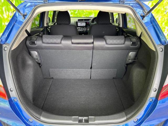 フィット １３Ｇ・Ｆパッケージ　保証書／純正　ＳＤナビ／Ｂｌｕｅｔｏｏｔｈ接続／ＥＢＤ付ＡＢＳ／横滑り防止装置／アイドリングストップ／ワンセグＴＶ／ＤＶＤ／エアバッグ　運転席／エアバッグ　助手席／衝突安全ボディ／パワーウインドウ（8枚目）