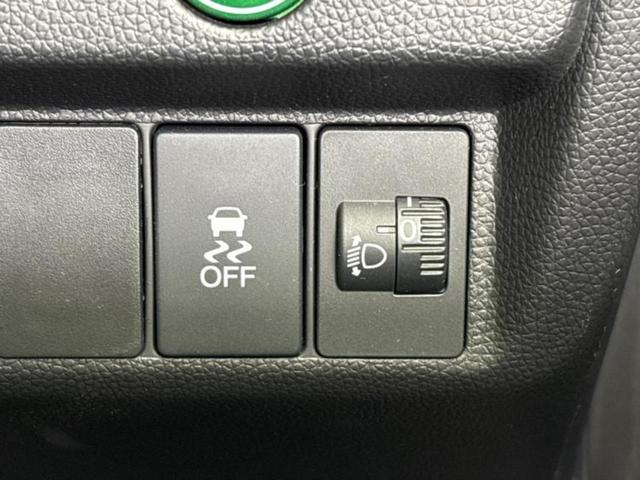 フィット １３Ｇ・Ｆパッケージ　保証書／純正　ＳＤナビ／Ｂｌｕｅｔｏｏｔｈ接続／ＥＢＤ付ＡＢＳ／横滑り防止装置／アイドリングストップ／ワンセグＴＶ／ＤＶＤ／エアバッグ　運転席／エアバッグ　助手席／衝突安全ボディ／パワーウインドウ（25枚目）