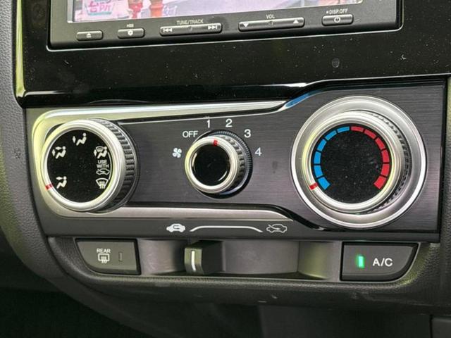 フィット １３Ｇ・Ｆパッケージ　保証書／純正　ＳＤナビ／Ｂｌｕｅｔｏｏｔｈ接続／ＥＢＤ付ＡＢＳ／横滑り防止装置／アイドリングストップ／ワンセグＴＶ／ＤＶＤ／エアバッグ　運転席／エアバッグ　助手席／衝突安全ボディ／パワーウインドウ（30枚目）