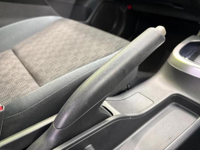 フィット １３Ｇ・Ｆパッケージ　保証書／純正　ＳＤナビ／Ｂｌｕｅｔｏｏｔｈ接続／ＥＢＤ付ＡＢＳ／横滑り防止装置／アイドリングストップ／ワンセグＴＶ／ＤＶＤ／エアバッグ　運転席／エアバッグ　助手席／衝突安全ボディ／パワーウインドウ（42枚目）