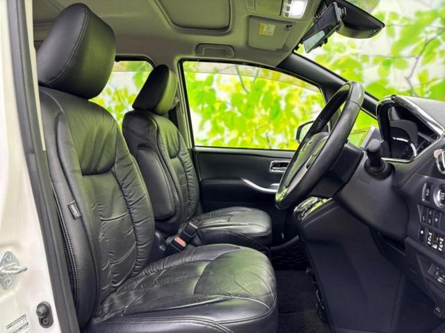 ヴォクシー ZS 新品タイヤ/サンルーフ/保証書/純正 10インチ SDナビ/トヨタセーフティセンス/両側電動スライドドア/ヘッドランプ LED/Bluetooth接続/ETC/EBD付ABS/横滑り防止装置(4枚目)