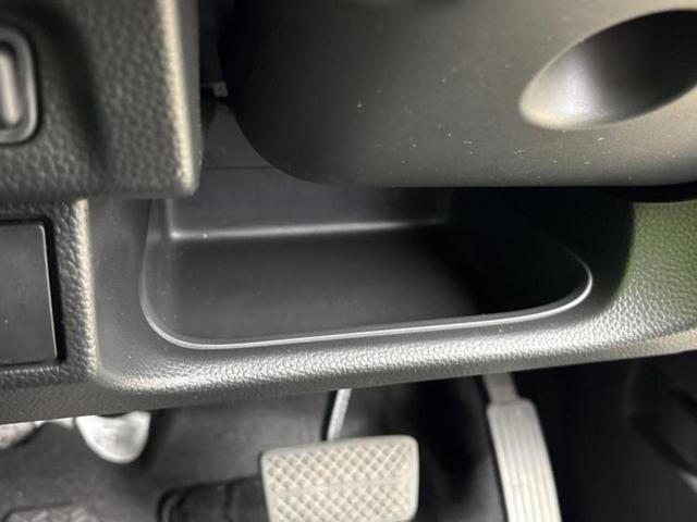 N-BOXカスタム L 新品タイヤ/純正 8インチ SDナビ/衝突安全装置/両側電動スライドドア/シートヒーター 前席/車線逸脱防止支援システム/パーキングアシスト バックガイド/ドライブレコーダー 純正 バックカメラ(41枚目)