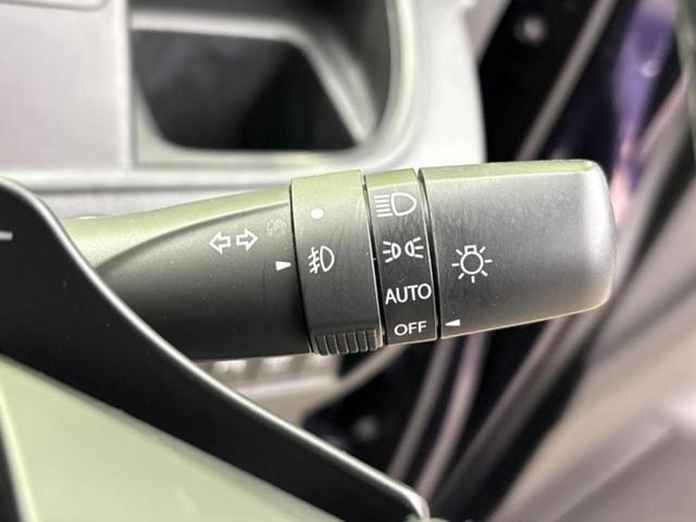 ソリオバンディット バンディットハイブリッドＭＶ　保証書／純正　８インチ　ＳＤナビ／両側電動スライドドア／シートヒーター　運転席／全方位モニター用カメラ／ヘッドランプ　ＨＩＤ／Ｂｌｕｅｔｏｏｔｈ接続／ＥＴＣ／ＥＢＤ付ＡＢＳ／横滑り防止装置　記録簿（15枚目）