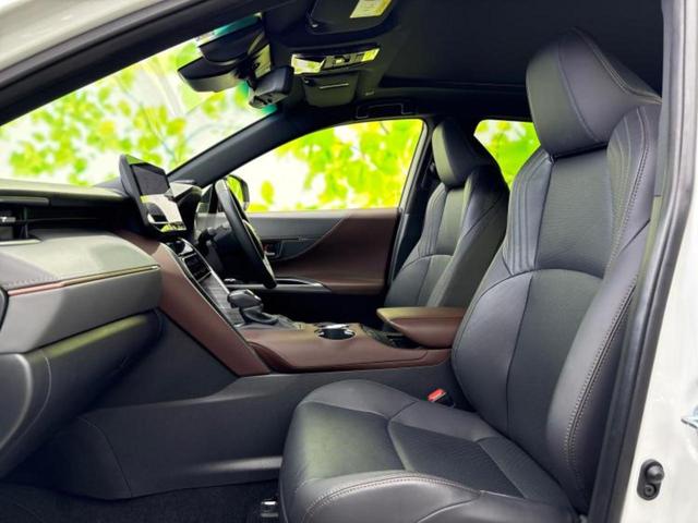 ハリアー Ｚレザーパッケージ　パノラマルーフ／純正エアロ／ＪＢＬ／ディスプレイオーディオ＋ナビ１２．３インチ／デジタルインナーミラー／トヨタセーフティセンス／エアーシート　前席／車線逸脱防止支援システム／シート　フルレザー（6枚目）