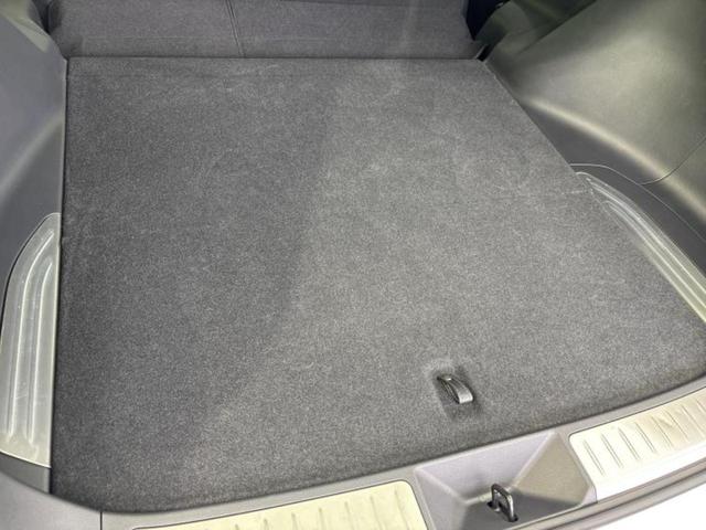 ハリアー Ｚレザーパッケージ　パノラマルーフ／純正エアロ／ＪＢＬ／ディスプレイオーディオ＋ナビ１２．３インチ／デジタルインナーミラー／トヨタセーフティセンス／エアーシート　前席／車線逸脱防止支援システム／シート　フルレザー（24枚目）