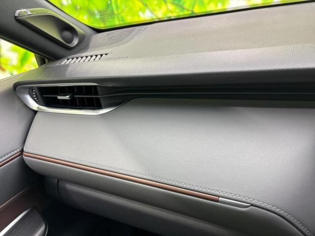 ハリアー Ｚレザーパッケージ　パノラマルーフ／純正エアロ／ＪＢＬ／ディスプレイオーディオ＋ナビ１２．３インチ／デジタルインナーミラー／トヨタセーフティセンス／エアーシート　前席／車線逸脱防止支援システム／シート　フルレザー（40枚目）