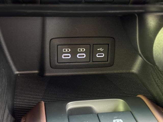 ハリアー Ｚレザーパッケージ　パノラマルーフ／純正エアロ／ＪＢＬ／ディスプレイオーディオ＋ナビ１２．３インチ／デジタルインナーミラー／トヨタセーフティセンス／エアーシート　前席／車線逸脱防止支援システム／シート　フルレザー（43枚目）