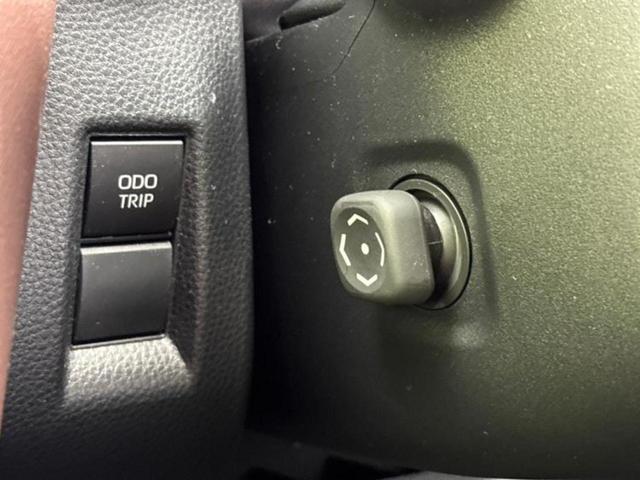 ハリアー Ｚレザーパッケージ　パノラマルーフ／純正エアロ／ＪＢＬ／ディスプレイオーディオ＋ナビ１２．３インチ／デジタルインナーミラー／トヨタセーフティセンス／エアーシート　前席／車線逸脱防止支援システム／シート　フルレザー（49枚目）