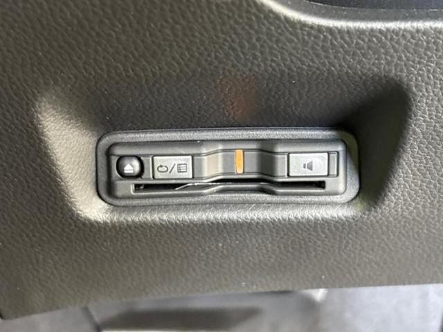 フィット クロスター　保証書／ディスプレイオーディオ／ホンダセンシング／車線逸脱防止支援システム／シート　ハーフレザー／ドライブレコーダー　前後／ヘッドランプ　ＬＥＤ／ＵＳＢジャック／Ｂｌｕｅｔｏｏｔｈ接続／ＥＴＣ　記録簿（17枚目）