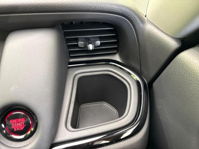 フィット クロスター　保証書／ディスプレイオーディオ／ホンダセンシング／車線逸脱防止支援システム／シート　ハーフレザー／ドライブレコーダー　前後／ヘッドランプ　ＬＥＤ／ＵＳＢジャック／Ｂｌｕｅｔｏｏｔｈ接続／ＥＴＣ　記録簿（39枚目）