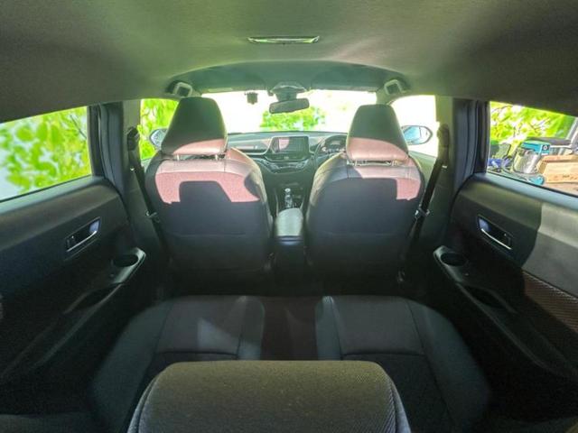 C-HR G 新品タイヤ/純正エアロ/保証書/純正 SDナビ/衝突安全装置/シートヒーター 前席/車線逸脱防止支援システム/シート ハーフレザー/ドライブレコーダー 前後/ヘッドランプ LED 衝突被害軽減システム(8枚目)