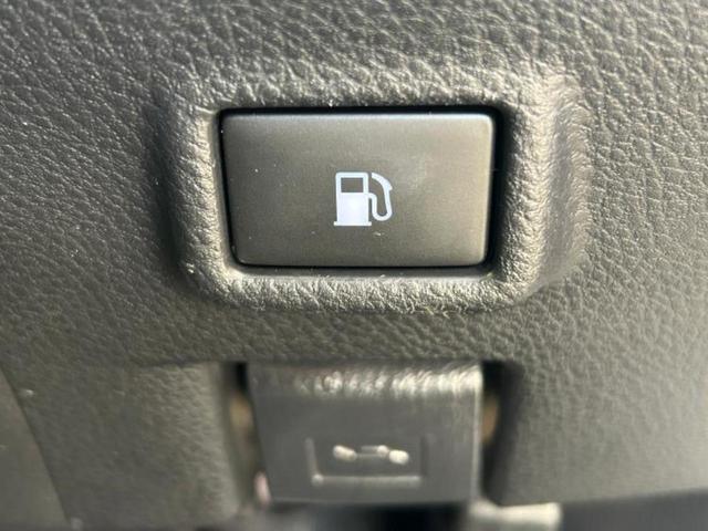 C-HR G 新品タイヤ/純正エアロ/保証書/純正 SDナビ/衝突安全装置/シートヒーター 前席/車線逸脱防止支援システム/シート ハーフレザー/ドライブレコーダー 前後/ヘッドランプ LED 衝突被害軽減システム(31枚目)