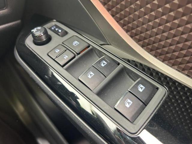 C-HR G 新品タイヤ/純正エアロ/保証書/純正 SDナビ/衝突安全装置/シートヒーター 前席/車線逸脱防止支援システム/シート ハーフレザー/ドライブレコーダー 前後/ヘッドランプ LED 衝突被害軽減システム(41枚目)