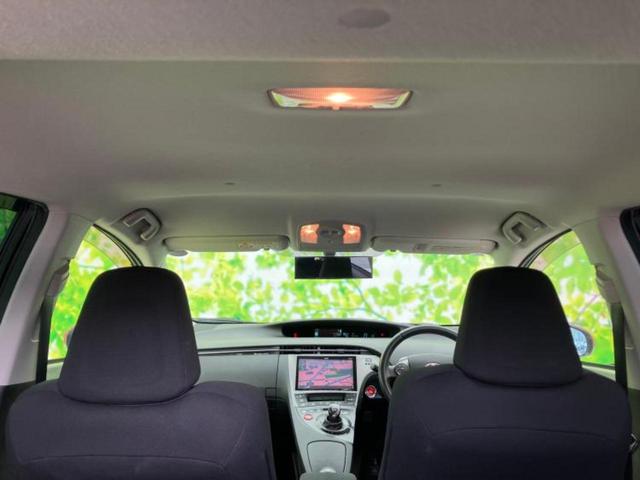 プリウス ＳツーリングセレクションＧｓ　保証書／社外　９インチ　ＳＤナビ／ヘッドランプ　ＬＥＤ／Ｂｌｕｅｔｏｏｔｈ接続／ＥＴＣ／ＥＢＤ付ＡＢＳ／横滑り防止装置／アイドリングストップ／バックモニター／フルセグＴＶ／ＤＶＤ／禁煙車　バックカメラ（32枚目）