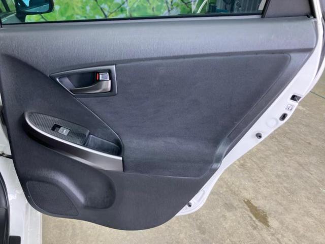 プリウス ＳツーリングセレクションＧｓ　保証書／社外　９インチ　ＳＤナビ／ヘッドランプ　ＬＥＤ／Ｂｌｕｅｔｏｏｔｈ接続／ＥＴＣ／ＥＢＤ付ＡＢＳ／横滑り防止装置／アイドリングストップ／バックモニター／フルセグＴＶ／ＤＶＤ／禁煙車　バックカメラ（44枚目）