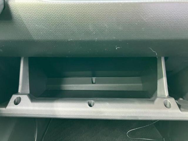 ルーミー カスタムＧ　新品タイヤ／保証書／社外　ＳＤナビ／両側電動スライドドア／全方位モニター／ヘッドランプ　ＬＥＤ／ＵＳＢジャック／Ｂｌｕｅｔｏｏｔｈ接続／ＥＴＣ／ＥＢＤ付ＡＢＳ／横滑り防止装置／アイドリングストップ（19枚目）