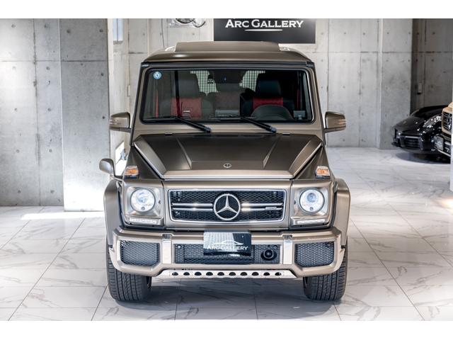 Ｇ６３　エクスクルーシブエディション　６３台限定　デジーノクラシックレッドインテリア　専用ボディカラーモンツァグレーマグノ　純正２１インチＡＷ　サンルーフ(11枚目)