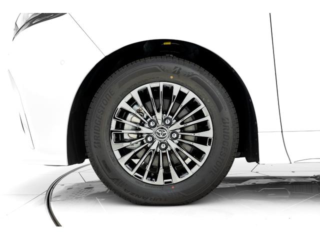 アルファードハイブリッド エグゼクティブラウンジ MC後モデル プレミアムナッパ本革(ニュートラルベージュ) ユニバーサルステップ 14インチリヤシートエンターテインメントシステム JBLプレミアムサウンド 純正ドライブレコーダー 17インチAW(12枚目)