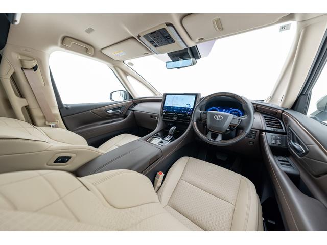 アルファードハイブリッド エグゼクティブラウンジ MC後モデル プレミアムナッパ本革(ニュートラルベージュ) ユニバーサルステップ 14インチリヤシートエンターテインメントシステム JBLプレミアムサウンド 純正ドライブレコーダー 17インチAW(21枚目)