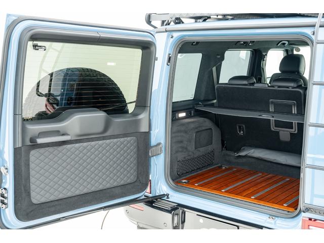 Gクラス プロフェッショナルエディション 200台限定車 エクスクルーシブナッパレザーシート(ダイヤモンドステッチ入り) チェリーウッドラゲッジフロア ナイトPKGII ウッドインテリアトリム 純正ドライブレコーダー(18枚目)