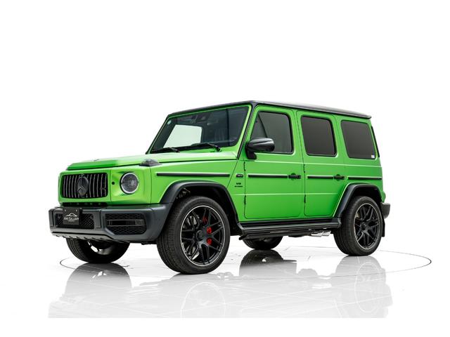 Gクラス G63 マグノヒーローエディション 50台限定車 電動サイドステップ Gmanufakturプログラムプラス AMGナイトパッケージ2 AMGカーボンファイバーインテリアトリム 22インチAMGホイール 純正ドライブレコーダー(3枚目)