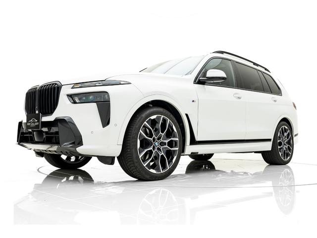 X7 xDrive 40d Mスポーツ Mスポーツプロ 6人乗りコンフォートシート Bowers&Wilkins ダイヤモンド・サラウンド・サウンド・システム ブラックレザーインテリア 純正22AW スカイラウンジパノラマガラスサンルーフ(11枚目)