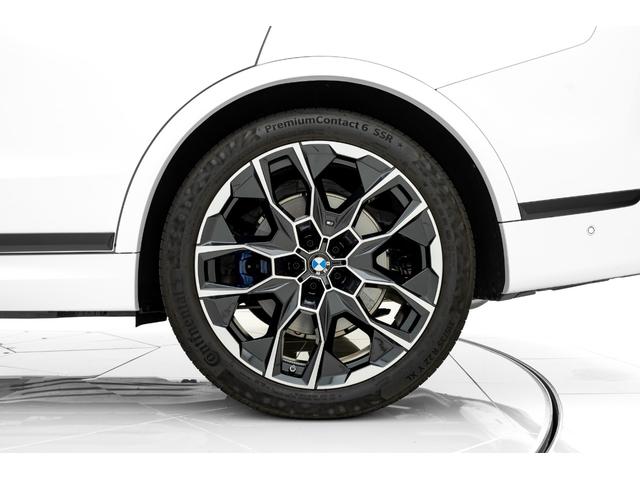 X7 xDrive 40d Mスポーツ Mスポーツプロ 6人乗りコンフォートシート Bowers&Wilkins ダイヤモンド・サラウンド・サウンド・システム ブラックレザーインテリア 純正22AW スカイラウンジパノラマガラスサンルーフ(13枚目)