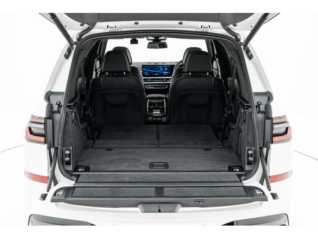 X7 xDrive 40d Mスポーツ Mスポーツプロ 6人乗りコンフォートシート Bowers&Wilkins ダイヤモンド・サラウンド・サウンド・システム ブラックレザーインテリア 純正22AW スカイラウンジパノラマガラスサンルーフ(40枚目)