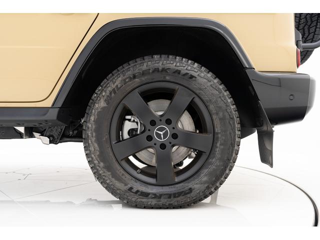 Gクラス G400d プロフェッショナルエディション 50台限定車 エクスクルーシブナッパレザーシート(ダイヤモンドステッチ入り) チェリーウッドラゲッジフロア ナイトPKG2 ウッドインテリアトリム デジタルミラー(8枚目)