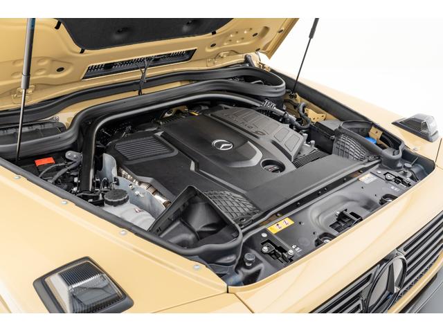 Gクラス G400d プロフェッショナルエディション 50台限定車 エクスクルーシブナッパレザーシート(ダイヤモンドステッチ入り) チェリーウッドラゲッジフロア ナイトPKG2 ウッドインテリアトリム デジタルミラー(13枚目)
