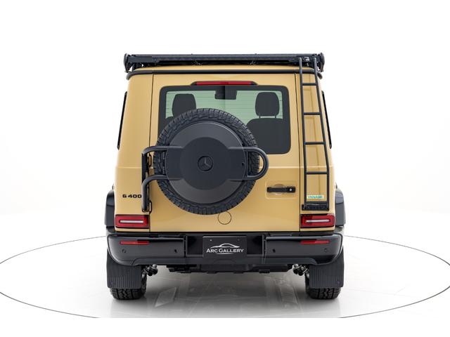 Gクラス G400d プロフェッショナルエディション 50台限定車 エクスクルーシブナッパレザーシート(ダイヤモンドステッチ入り) チェリーウッドラゲッジフロア ナイトPKG2 ウッドインテリアトリム デジタルミラー(14枚目)