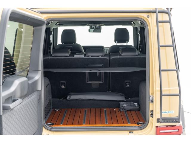 Gクラス G400d プロフェッショナルエディション 50台限定車 エクスクルーシブナッパレザーシート(ダイヤモンドステッチ入り) チェリーウッドラゲッジフロア ナイトPKG2 ウッドインテリアトリム デジタルミラー(15枚目)