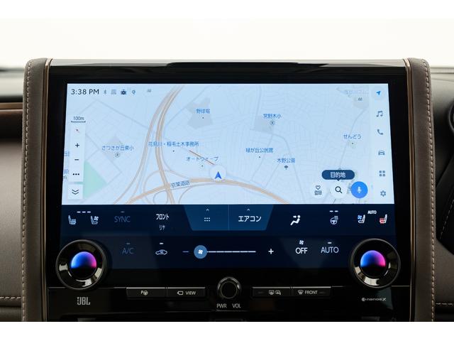 アルファードハイブリッド エグゼクティブラウンジ MC後モデル 寒冷地仕様 プレミアムナッパ本革(ニュートラルベージュ) ユニバーサルステップ 14インチリヤシートエンターテインメントシステム JBLプレミアムサウンドシステム 純正ドライブレコーダー(26枚目)